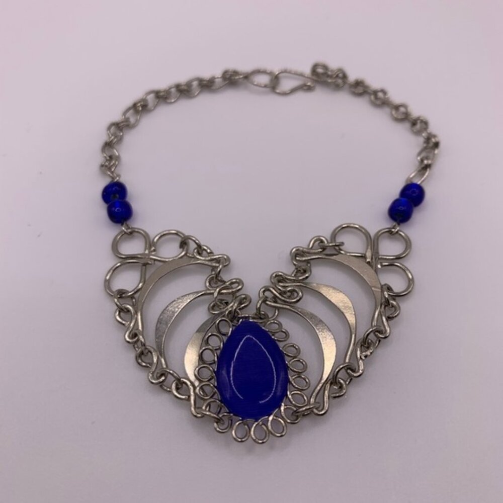 #116 Vintage silver tone blue glass bracelet